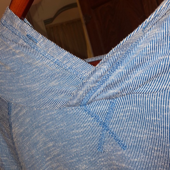 Sporty sweater - Picture 3 of 5